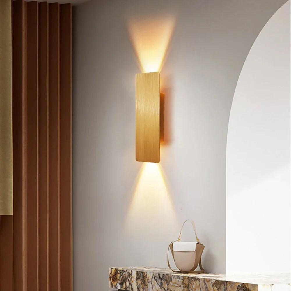 Simple LED Indoor Wall Lamp, B - огляд і ціна Decor Lighting Cy