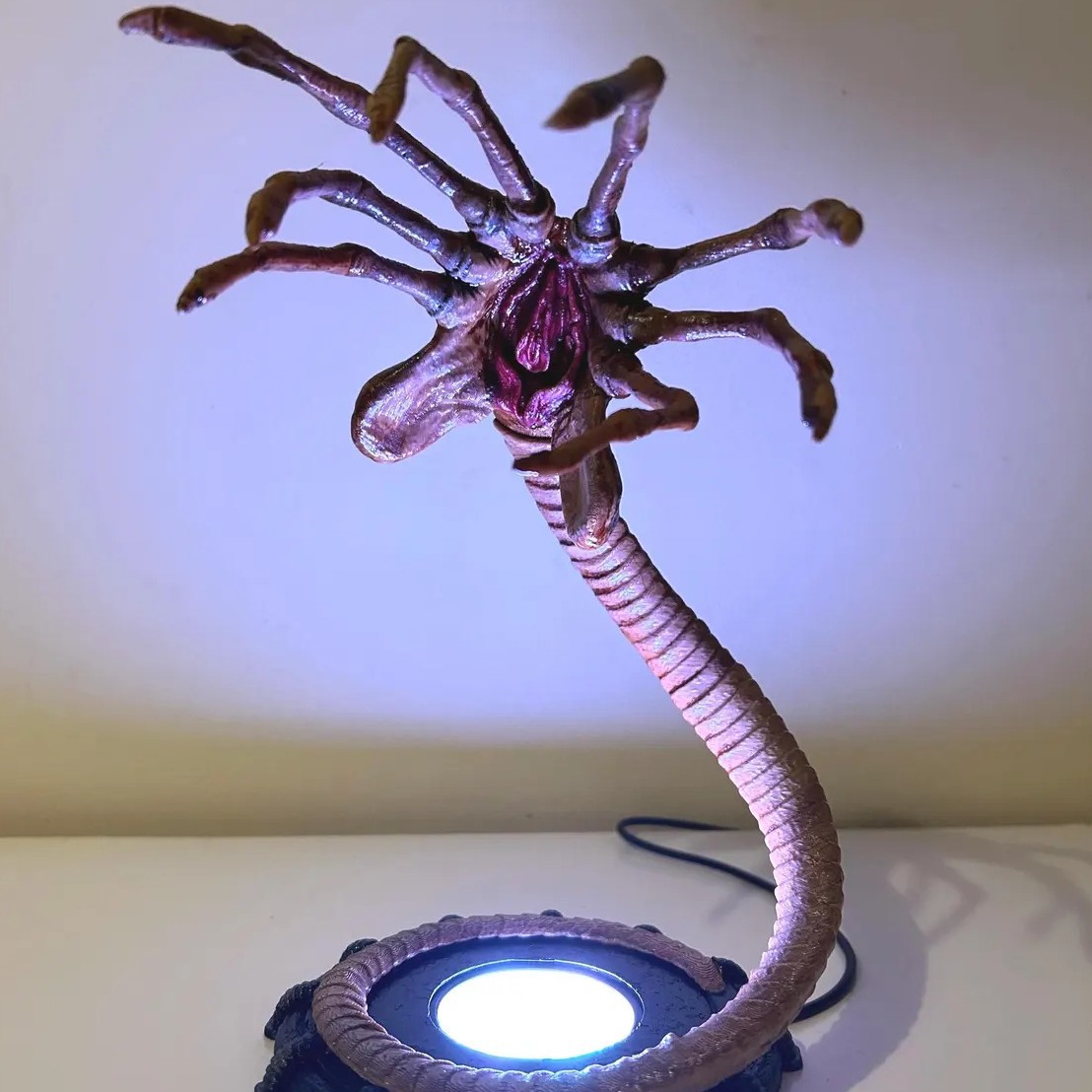 Alien Facehugger Lamp Nightlig - огляд і ціна Lighting Decoration Ideas